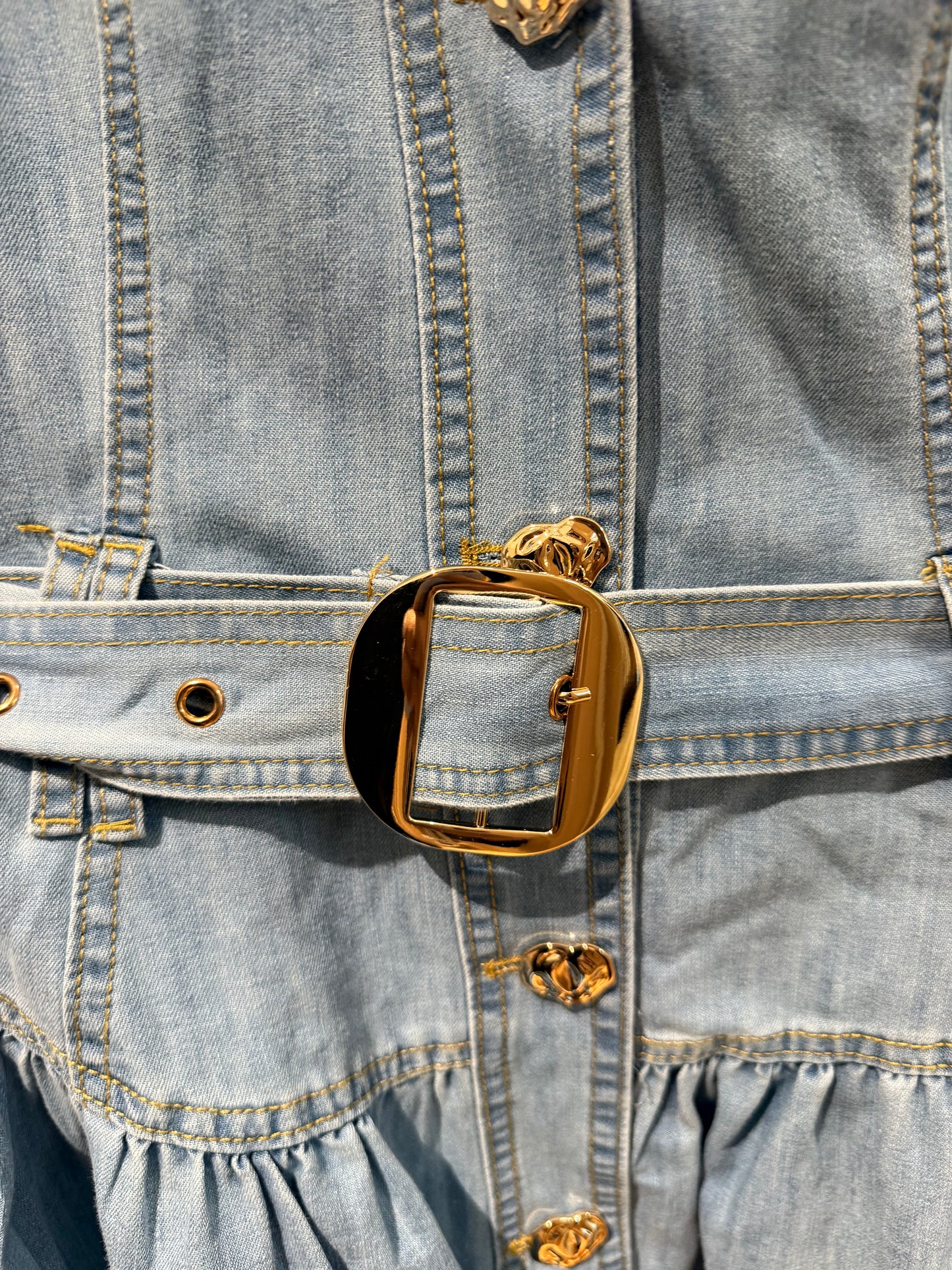 Jeanskleid mit Gürtel
