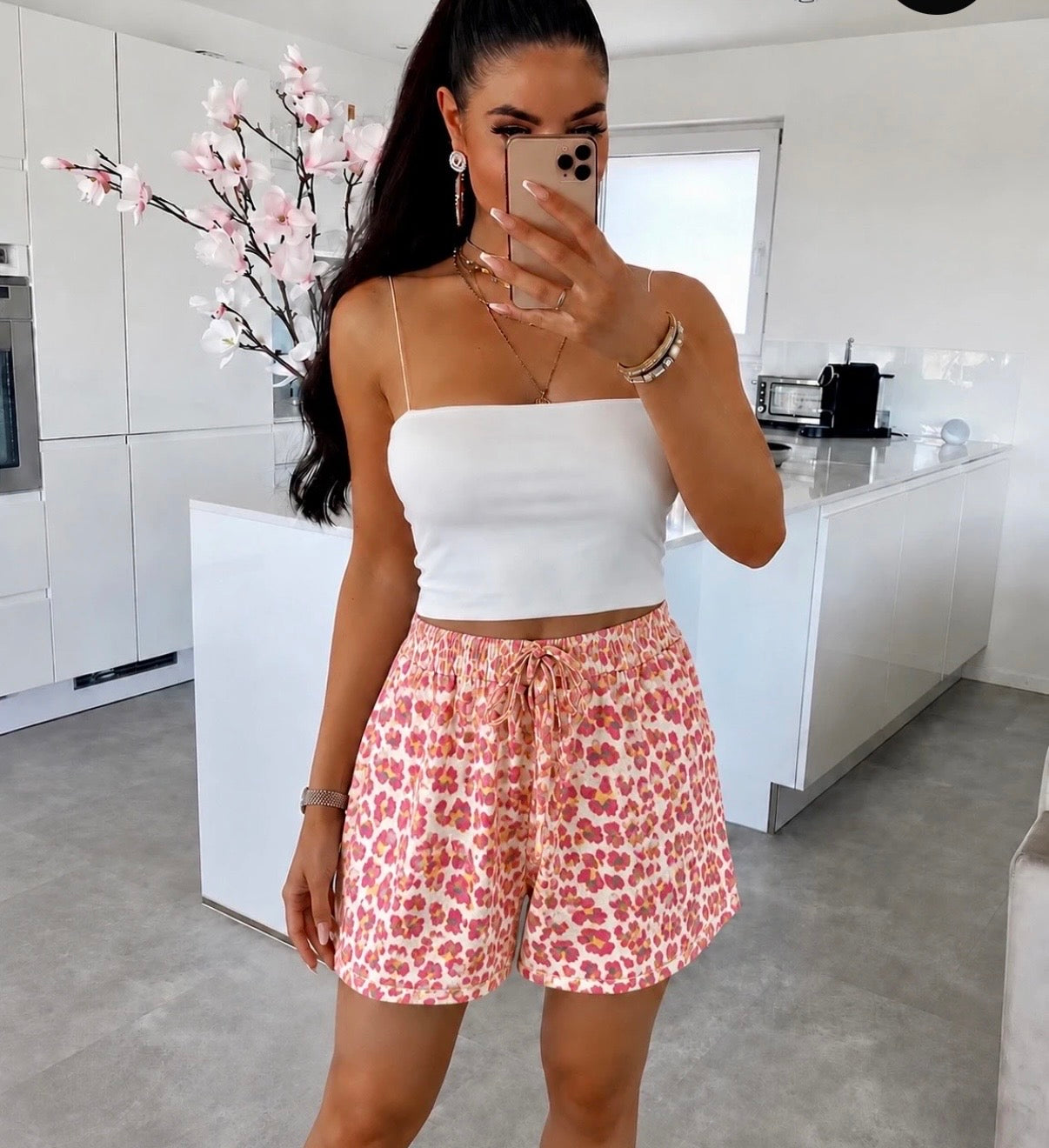 Leo Shorts