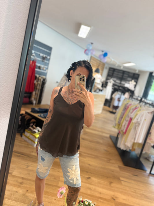 top mit Volant – verschiedene Farben