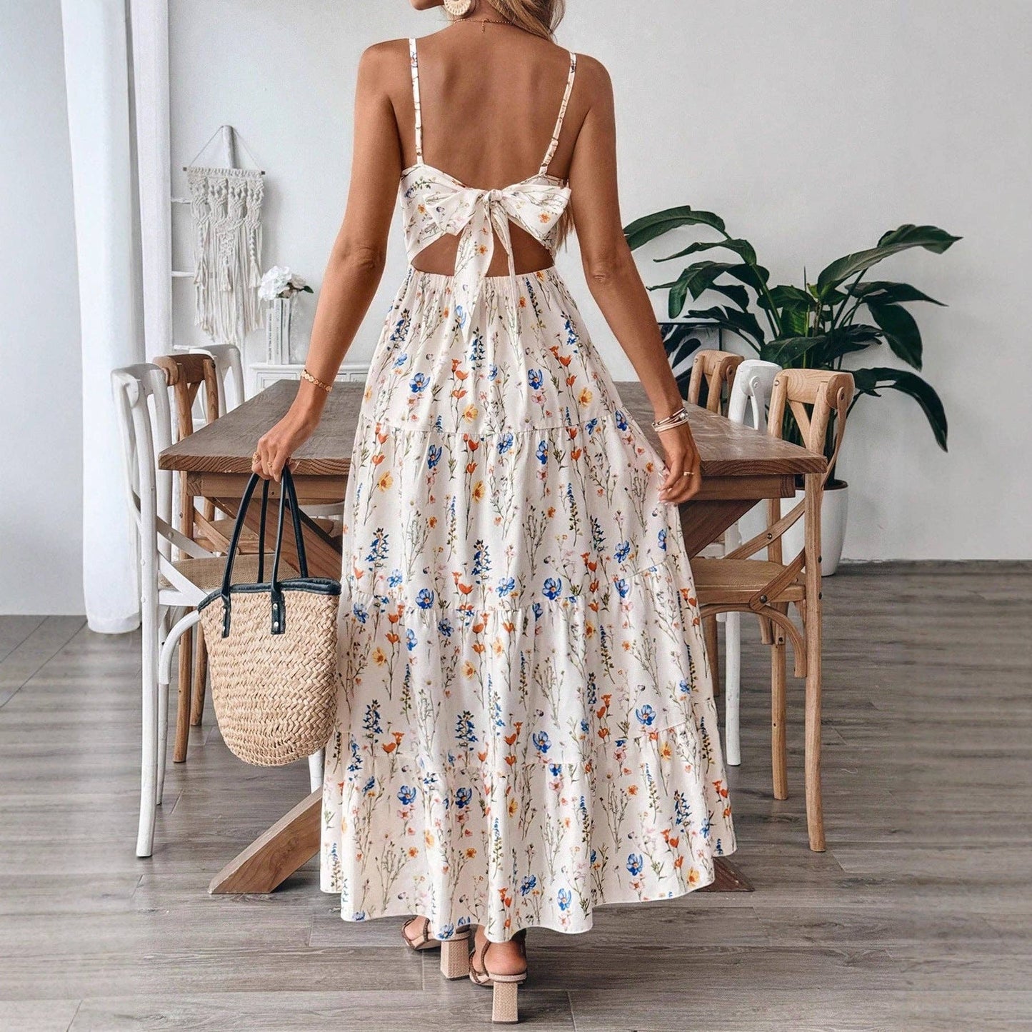 2026 Damen Das Resort Trägerloses Ärmelloses Midikleid