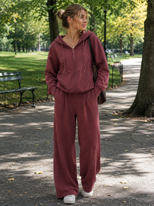Sweatjacke Bordeaux mit Kapuze