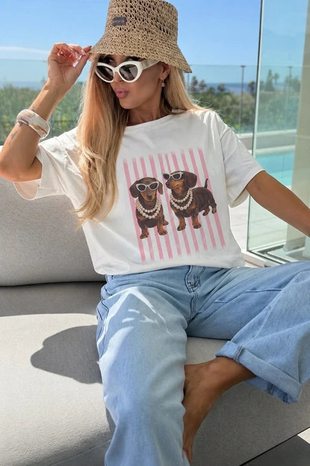 Dachshund Chic T-Shirt